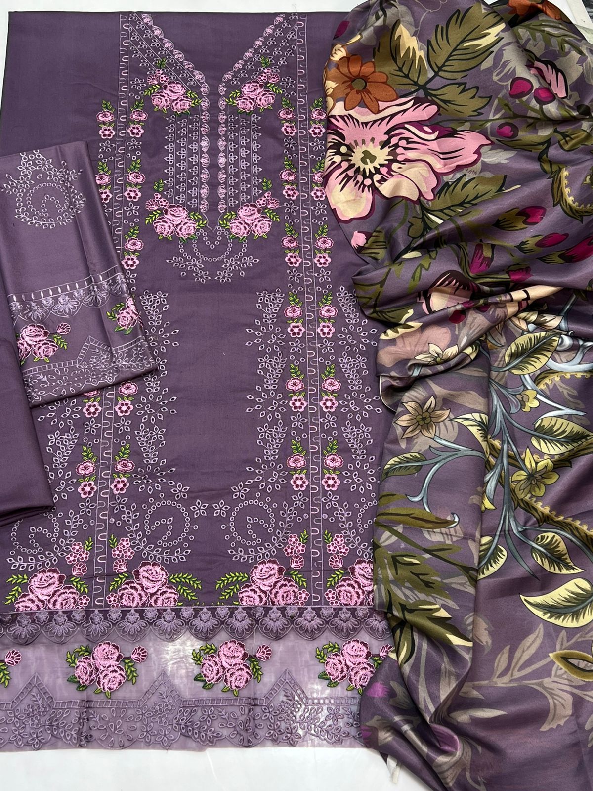 Jade Dhanak Embroidered 3 Piece | JE100| - Trendy Outfits -Anu Jee