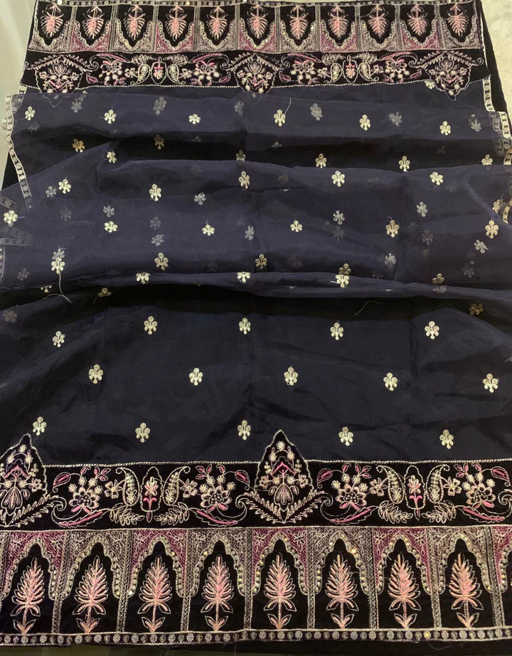 Baroque Velvet Embroidered 3 Piece | BQ129 | Trendy Outfits - Anu Jee.