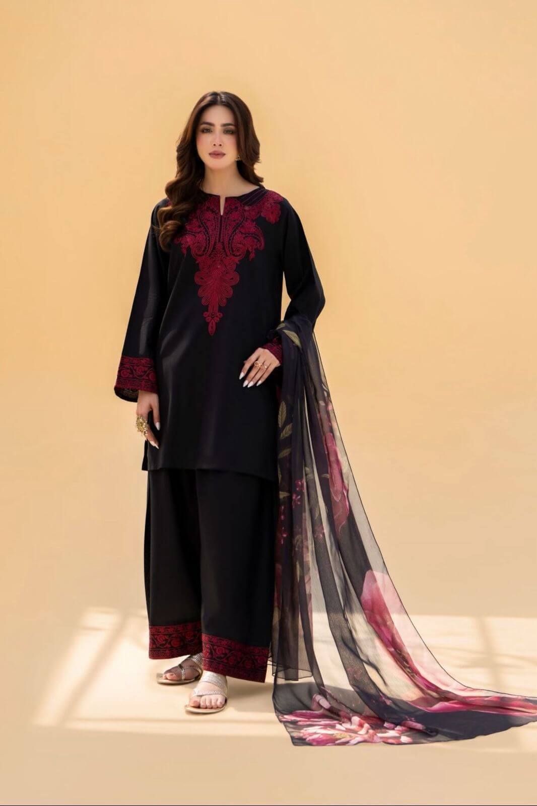 Laam Dhanak Embroidered 3 Piece | LM100 | Trendy Outfits - Anu Jee.