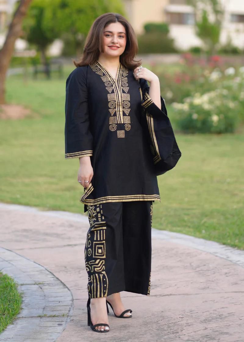 Lulusar Dhanak Embroidered 2 Piece | LR121 | Trendy Outfits - Anu Jee.