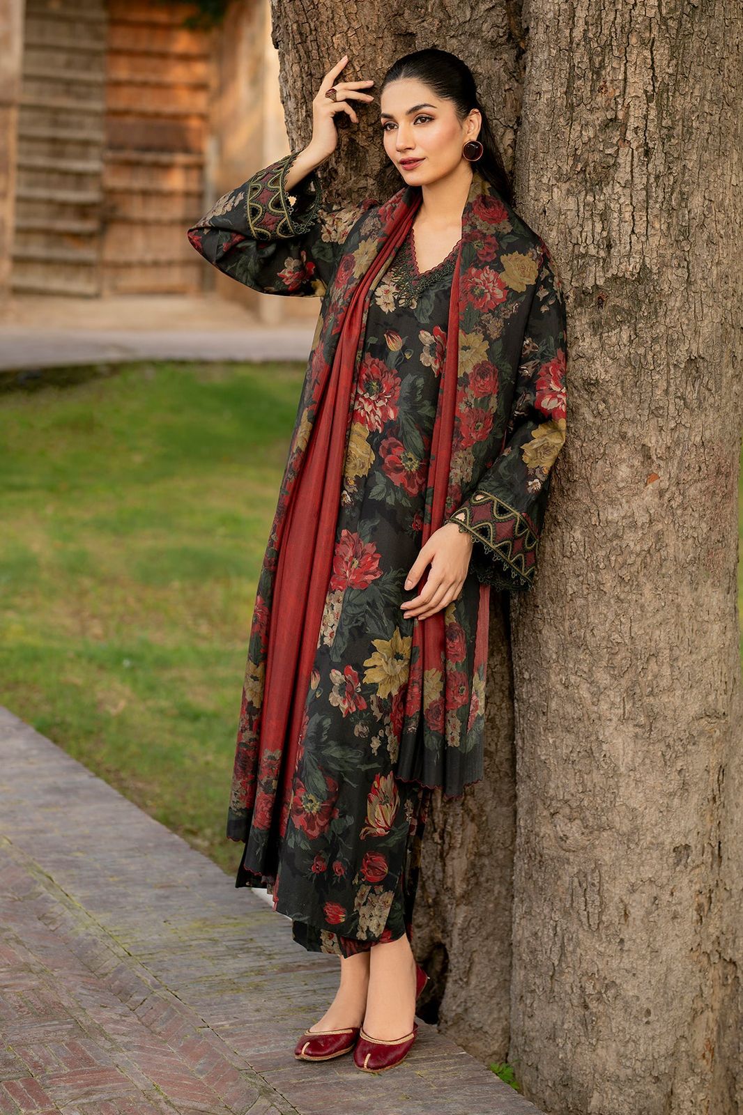 Baroque Dhanak Embroidered 3 Piece | BQ120| - Trendy Outfits -Anu Jee