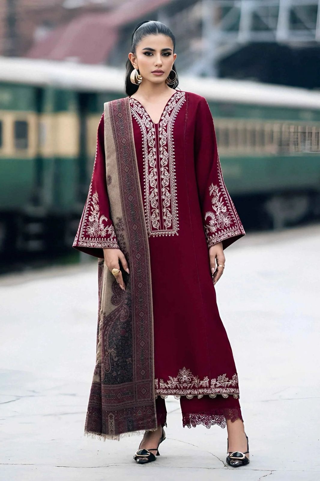 Izel Dhanak Embroidered 3 Piece | IL100|- Trendy Outfits - Anu Jee