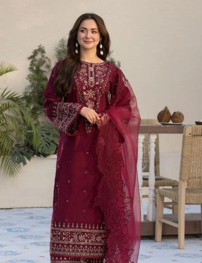 Qalamkar Dhanak Embroidered 3 Piece | QR100  | Trendy Outfits - Anu Jee.
