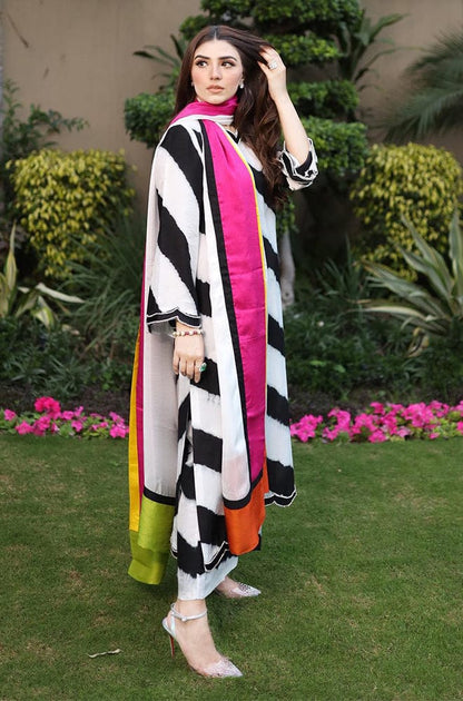 Lulusar Silk Digital Printed 3 Piece | LR112 | Trendy Outfits - Anu Jee.